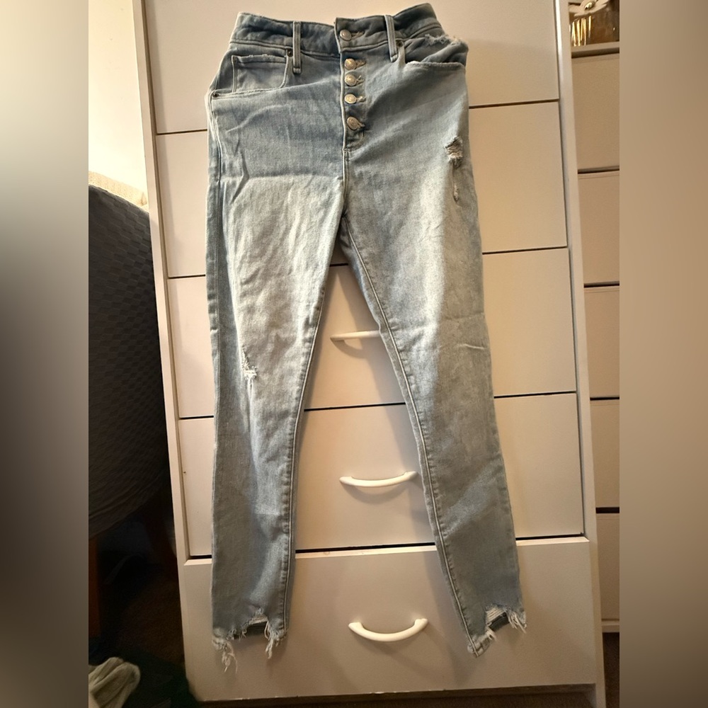 Abercrombie & Fitch High Rise Light Blue Jeans